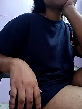 Snapshot of Harpreet_49 chatting on October 19, 6:37 am Harpreet 49 online show from October 19, 6:37 am