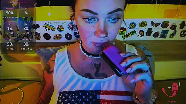 EllieOz online show from January 18, 6:15 pm