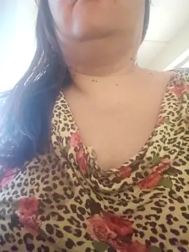 pleasureseekerss online show from April 6, 3:24 pm