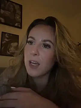 Missyemily online show from December 17, 10:47 pm