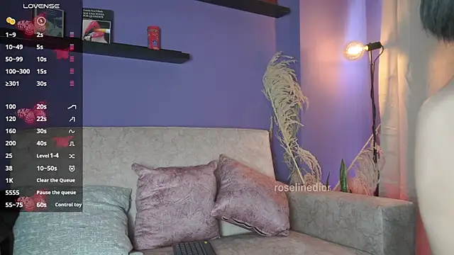 roselinedior online show from June 11, 4:04 pm