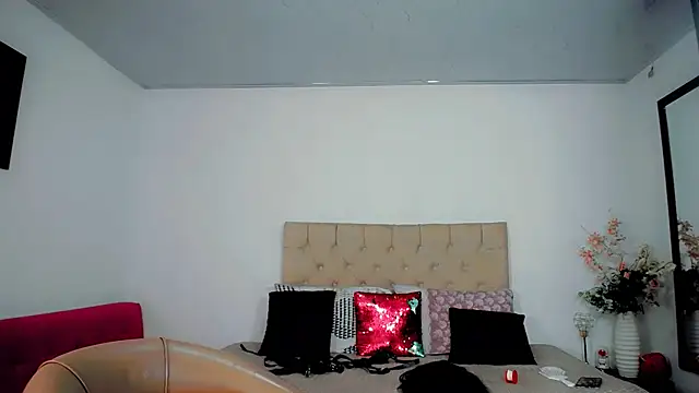 maria camilacms online show from November 11, 6:16 pm