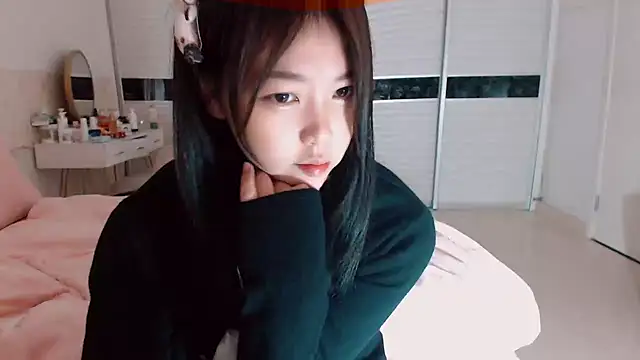 -Lucky Girl online show from October 26, 2:29 am