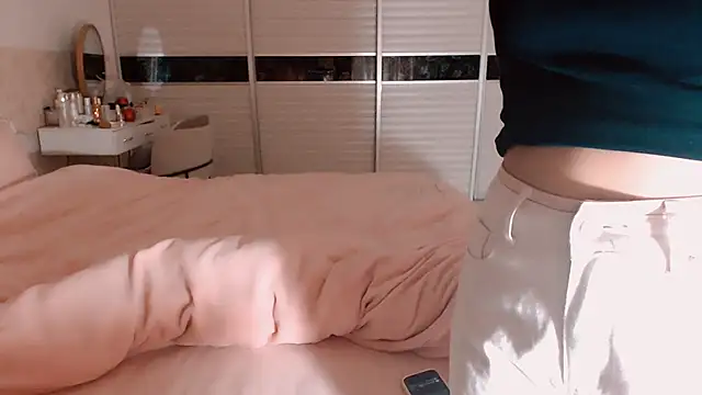 -Lucky Girl online show from February 25, 1:26 am