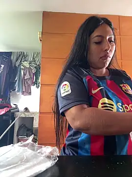 emmyjhonson07 online show from December 18, 2:22 pm