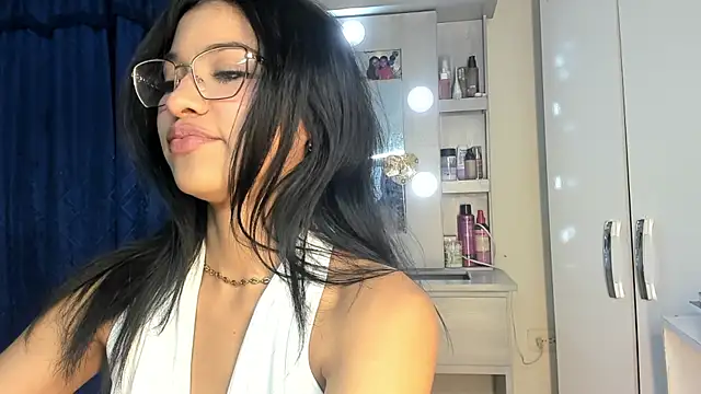Elettra bennet online show from May 16, 1:19 am