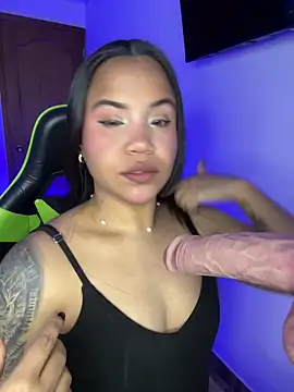 leila 22 online show from March 21, 7:24 am