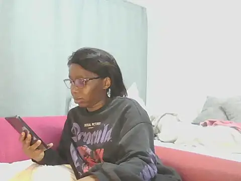Sexxybella27 online show from June 11, 12:32 am