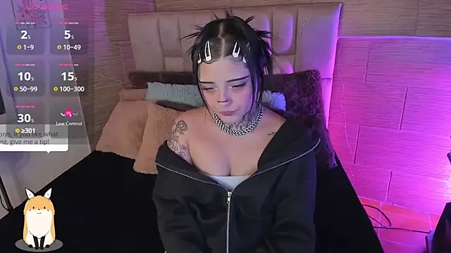 mia catt05 online show from June 16, 4:24 am