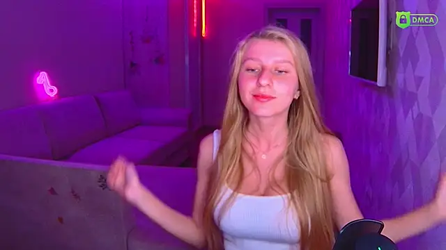 AmaliaQueen online show from November 8, 2:55 pm