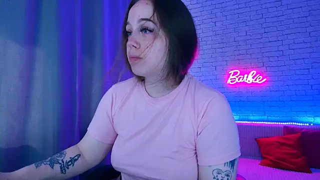 -Stacyy- online show from August 4, 5:13 am