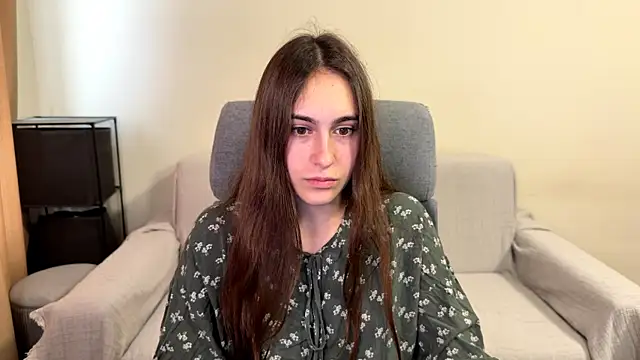 AliceKolltt online show from October 20, 1:47 pm