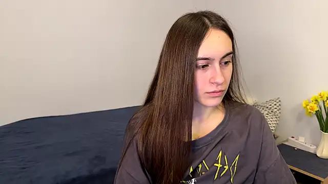 AliceKolltt online show from April 27, 8:50 pm