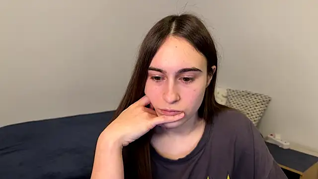 AliceKolltt online show from May 2, 1:31 am