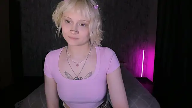 Snapshot of MariaMango chatting on October 7, 11:20 pm MariaMango online show from October 7, 11:20 pm