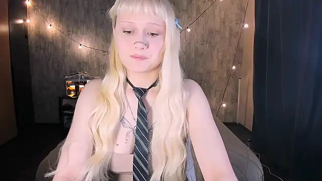 MariaMango online show from December 4, 1:19 am