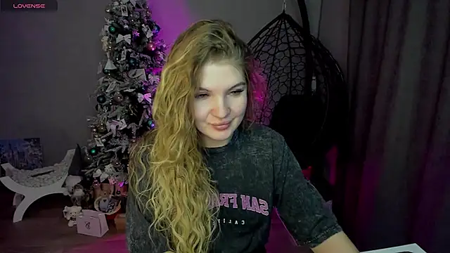 lily williamss online show from January 10, 12:15 am