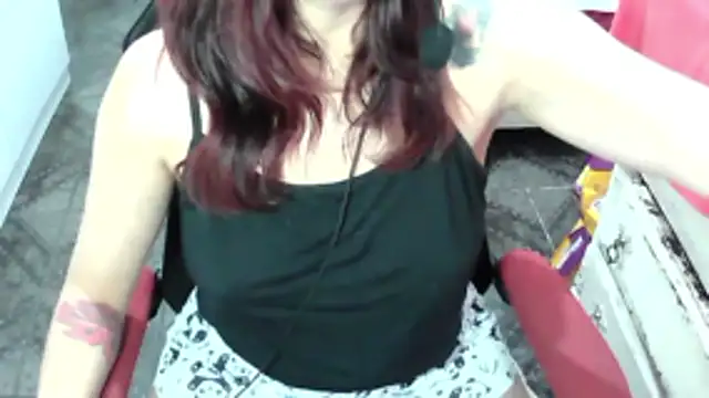 ManuEscarlate13 online show from April 28, 2:27 am
