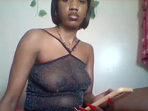 Queeen model online show from June 22, 5:21 pm