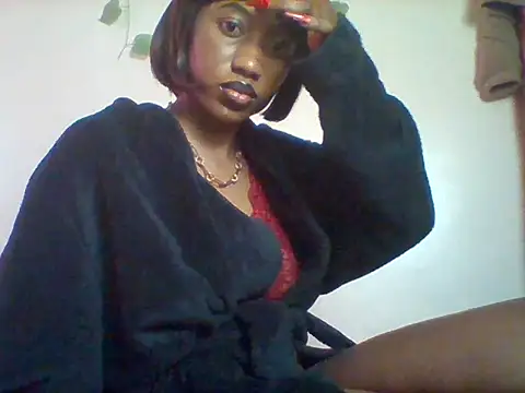 Queeen model online show from June 25, 12:51 pm