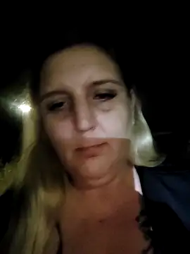 BecciDeluxe online show from October 17, 8:34 pm