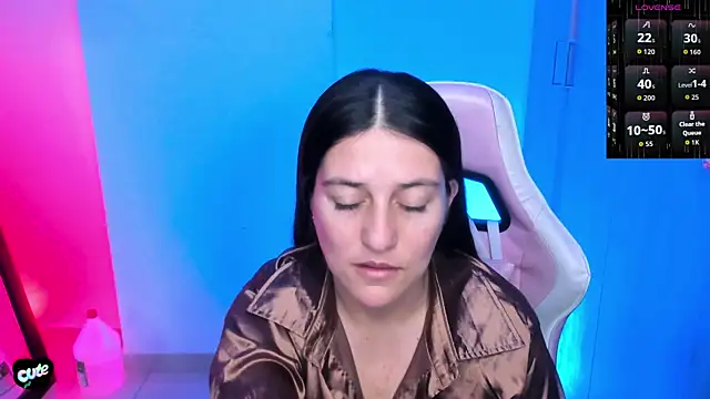 Saskyaa online show from February 18, 7:13 pm