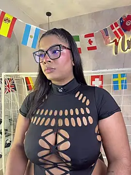 Nicolemorelli2 online show from July 8, 4:09 pm