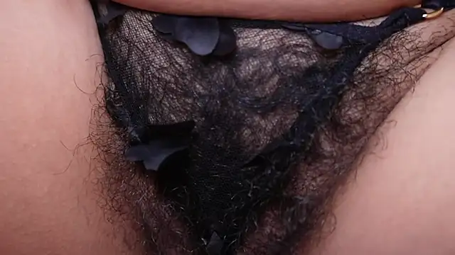 Kozzy  online show from October 31, 9:19 pm