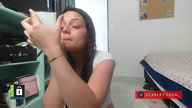 Scarletleon77 online show from November 12, 3:10 pm