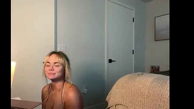 ElenaErickson online show from June 14, 2:20 am