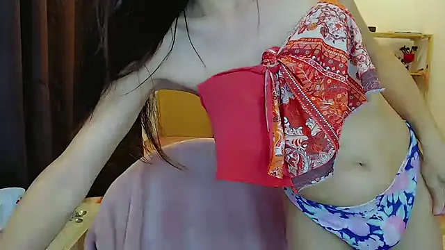 Sophie Fantasys online show from February 13, 1:07 am