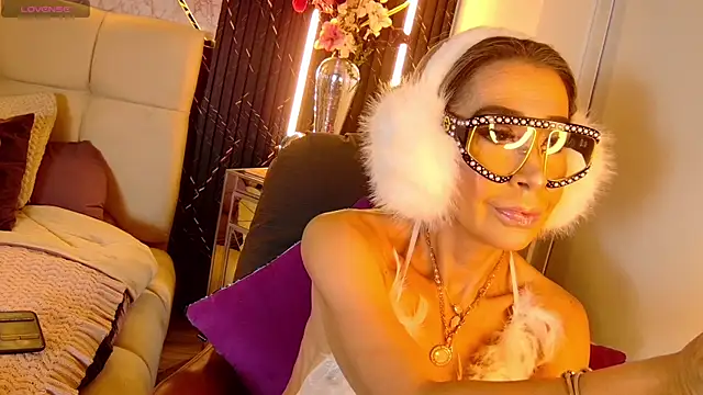 EvelinaGrey online show from July 20, 10:50 am