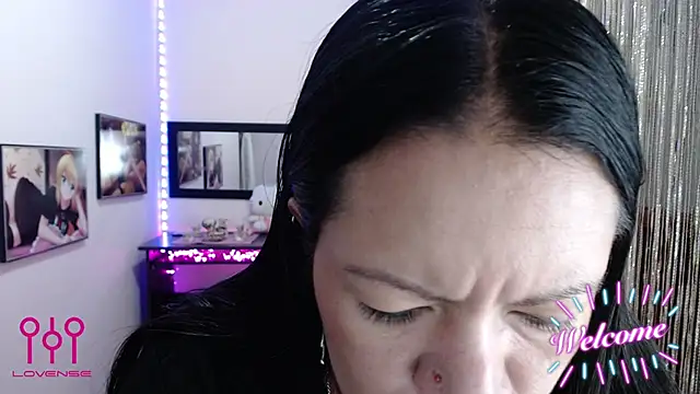 Cristal w online show from October 14, 2:30 pm