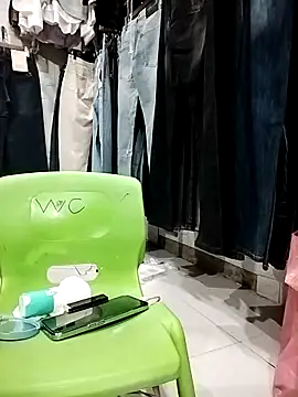  Vitamin Sex  online show from December 1, 4:05 am