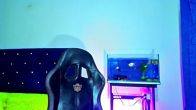 Aliice Doll online show from February 20, 6:26 am