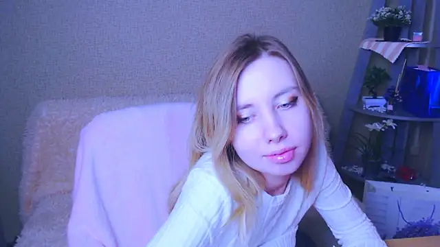 AliceFire  online show from January 7, 2:31 pm