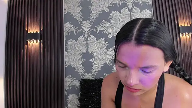  shantal smith online show from June 24, 1:59 am