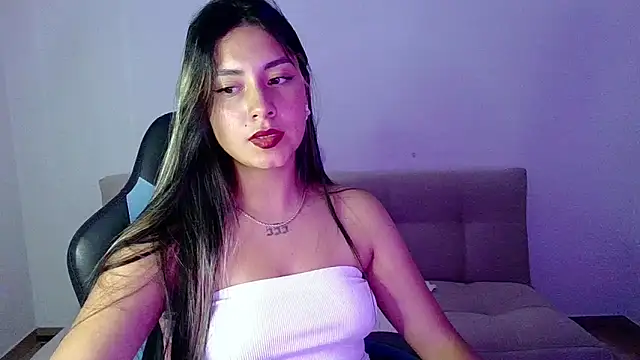 Lia 14  online show from February 12, 1:40 am