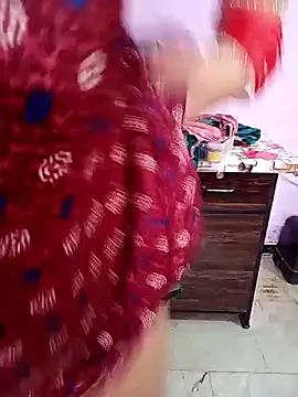 reemacouple007 online show from June 15, 8:25 am