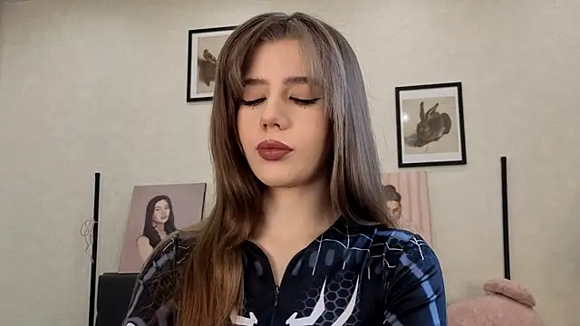 dolly ll online show from July 29, 1:22 pm
