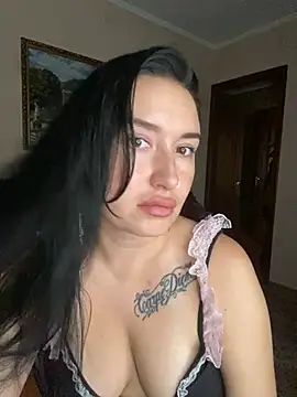 Roxana Bell online show from June 22, 12:35 pm