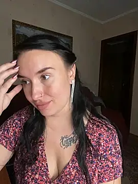 Roxana Bell online show from June 25, 4:19 pm
