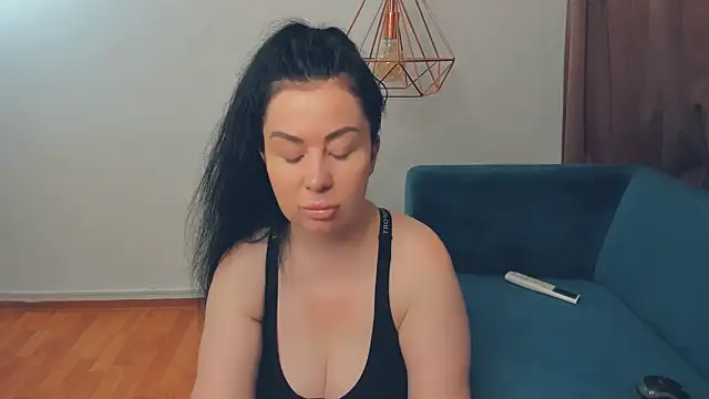 LayaFlow online show from July 3, 7:03 am