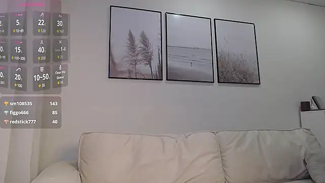 Snapshot of Linaa_Land chatting on October 19, 11:01 am Linaa Land online show from October 19, 11:01 am