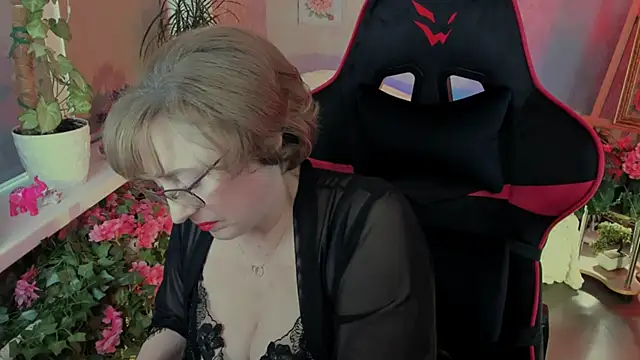 sugar vivien online show from June 10, 3:22 pm