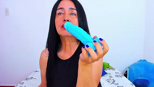 HorniestMilf online show from February 18, 7:13 pm