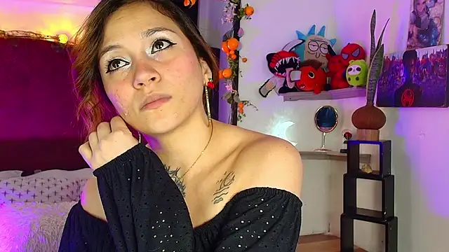 alisson zafiro  online show from May 4, 3:21 am