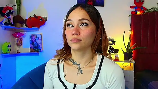 alisson zafiro  online show from March 11, 3:22 am