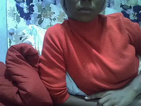 ElianeHot online show from June 27, 5:30 pm