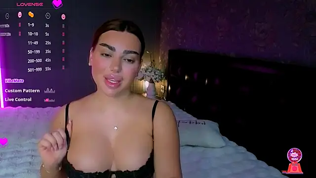 babyleilaa online show from December 20, 11:58 am